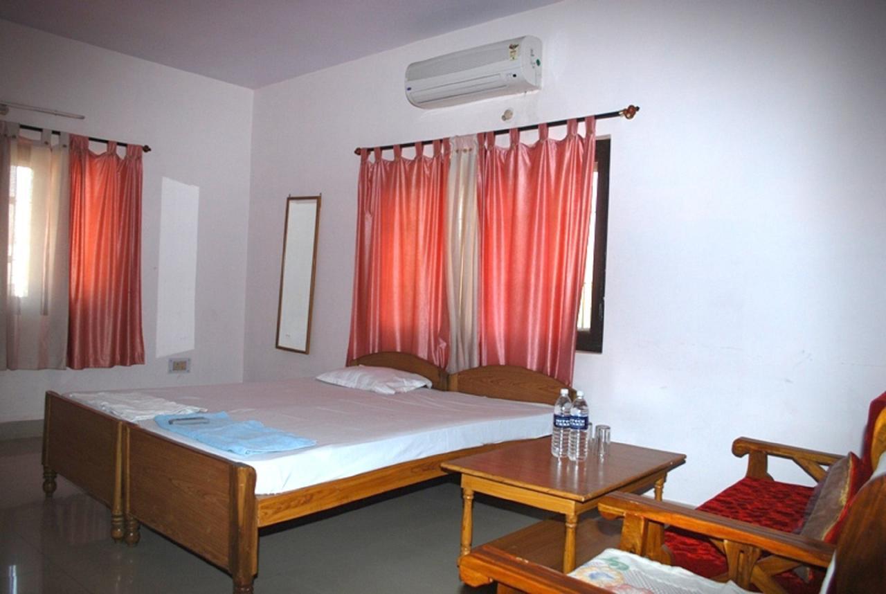 رانشي Hotel Sanskar المظهر الخارجي الصورة